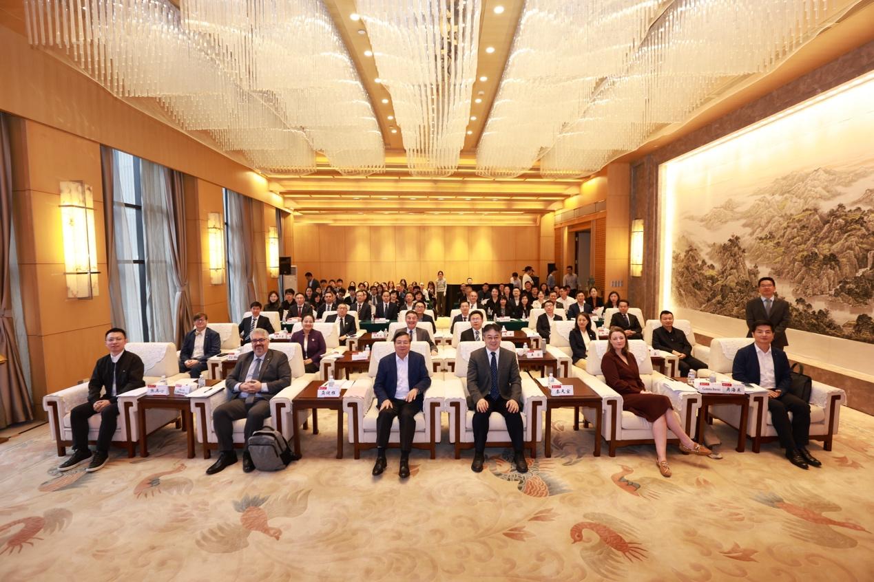 我校联合主办商业航天法律问题国际研讨会