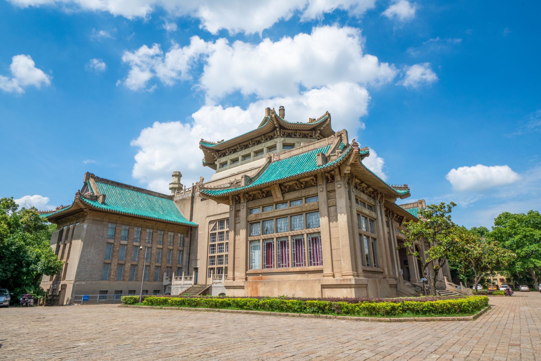 《中国社会科学》刊发张辉教授文章