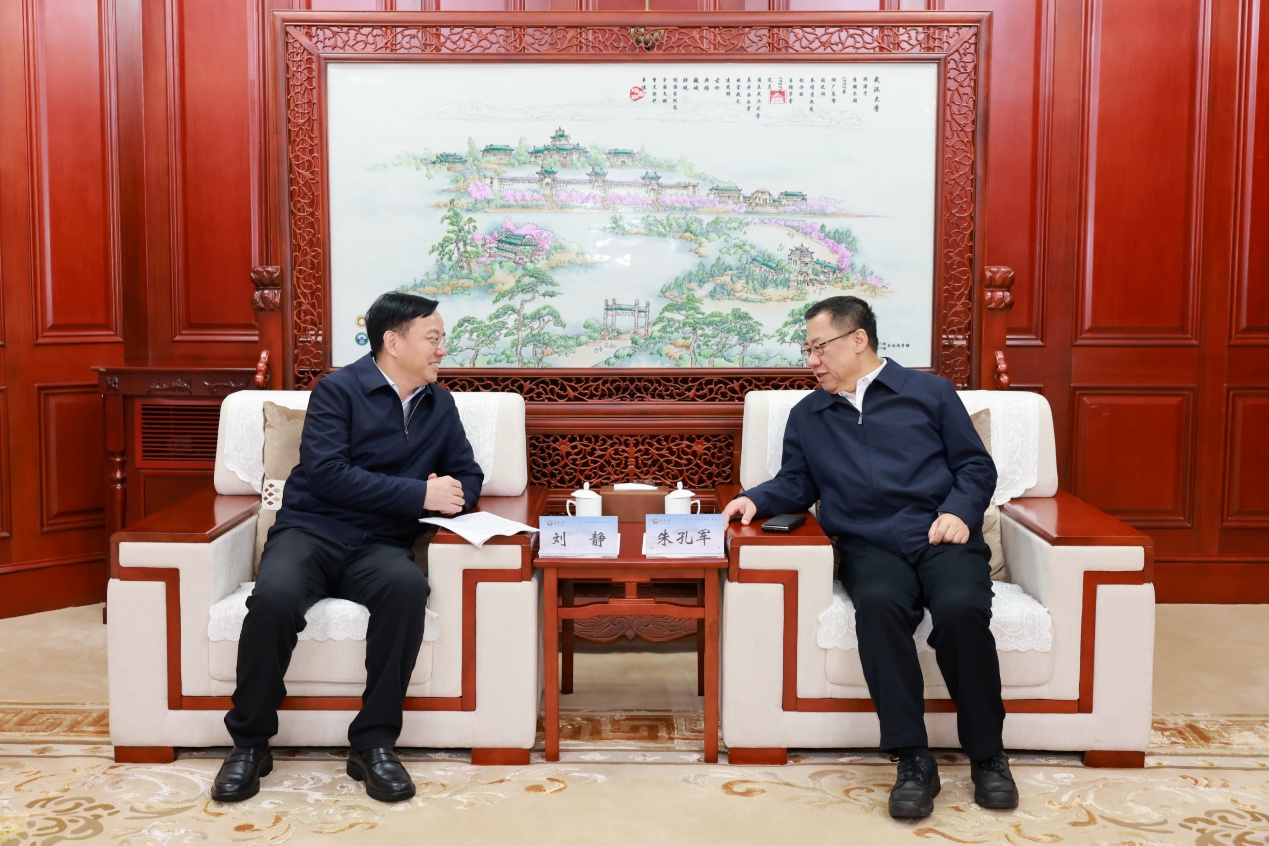 湘潭大学党委书记刘静一行来访  深化对口支援马克思主义理论学科