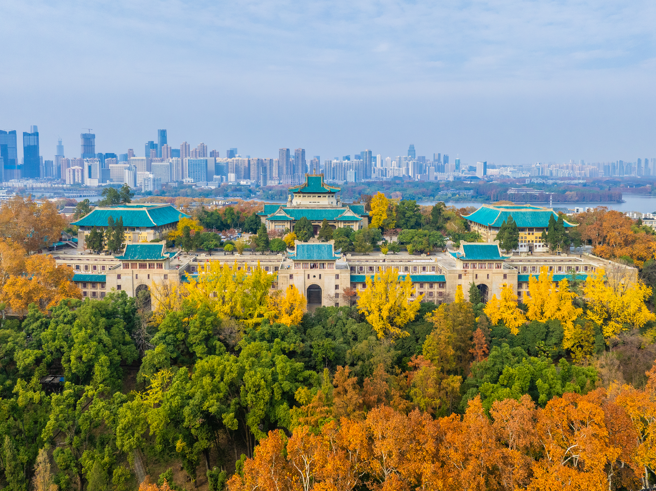 武汉大学多项成果入选湖北省屈原文化奖