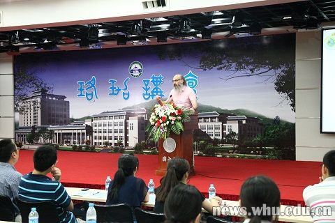 霍尔曼珞珈讲坛讲述气候变化.JPG